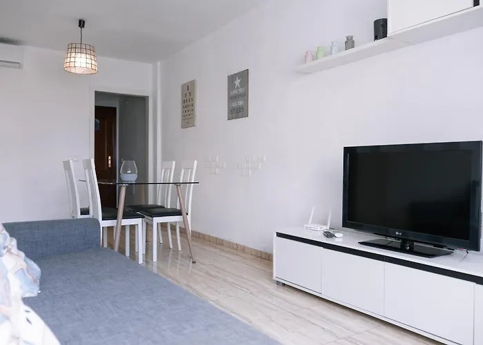 Apartment Dona Elena *